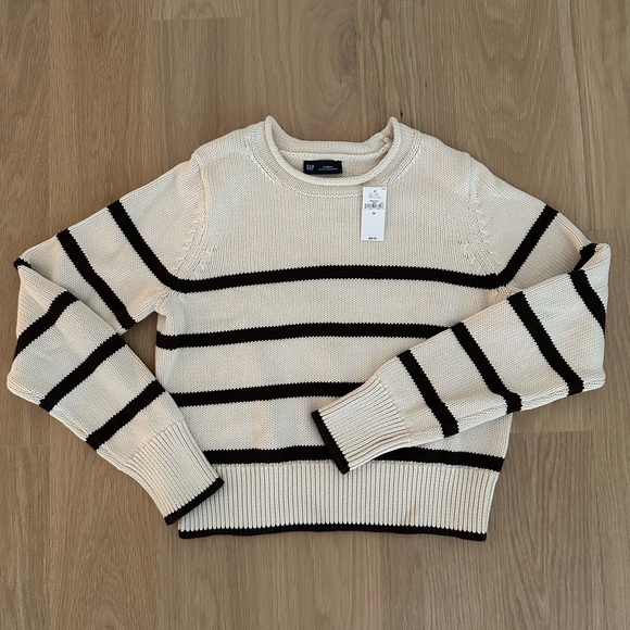 NWT GAP Women’s Rollneck stripe Sweater, Cream and Brown Stripe XS - Picture 1 of 3